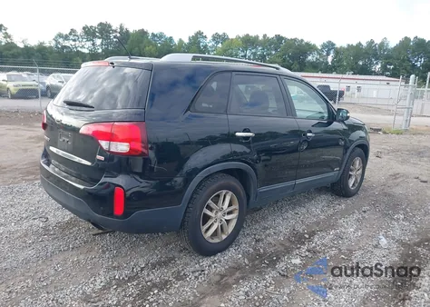 2015 Kia Sorento Lx z USA, uszkodzony, nr VIN 5XYKTCA6XFG561068